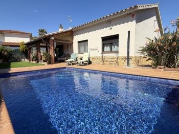 Can Jamy by Costabravaway - Apartment in calonge